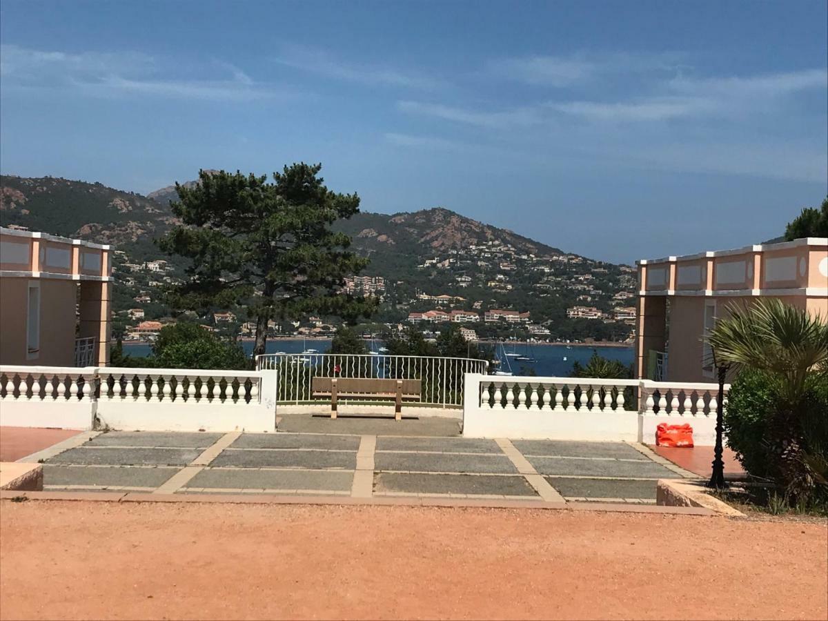Studio Cap Esterel Saint-Raphaël 外观 照片